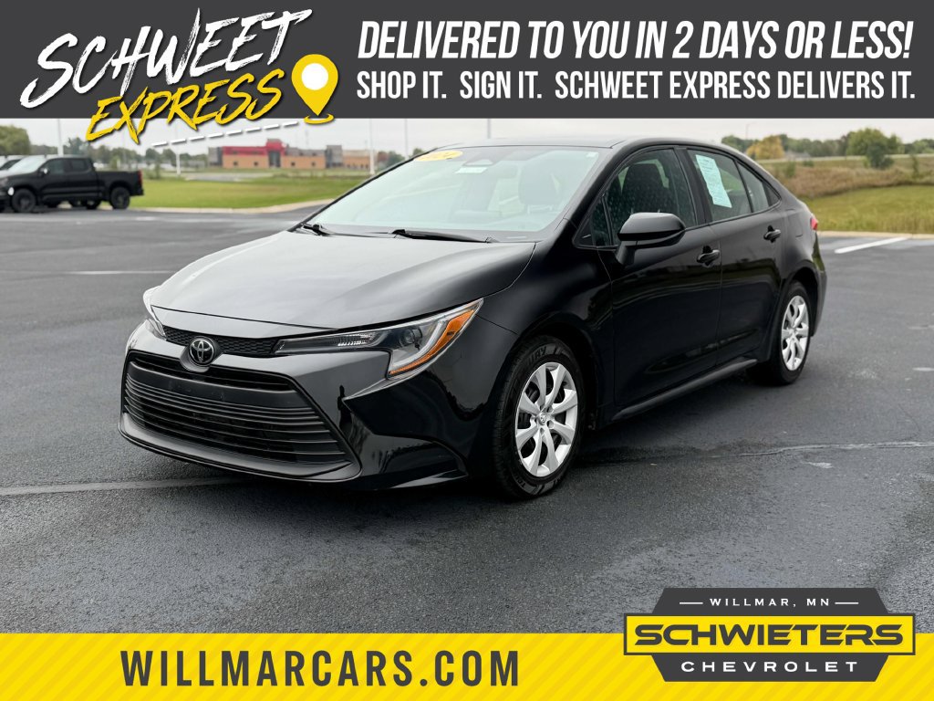 Used 2024 Toyota Corolla LE FWD image 1