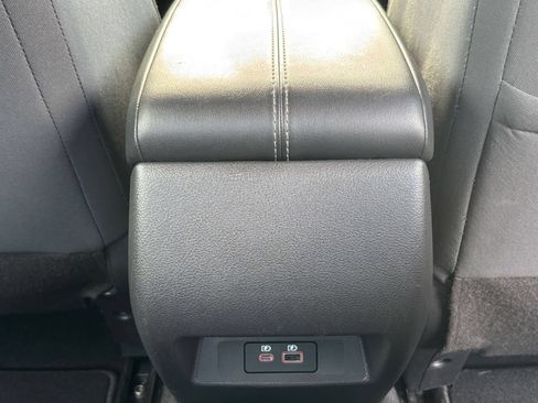 Used 2025 Nissan Altima 2.5 SV FWD image 23