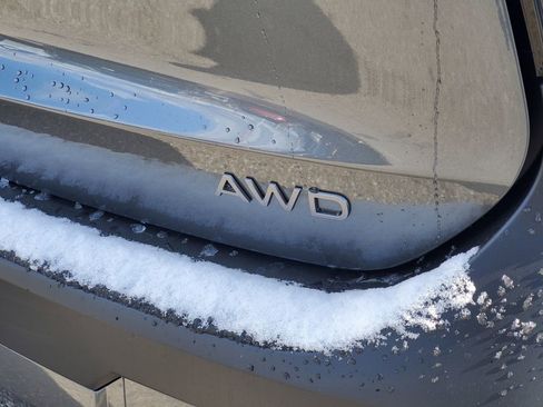 New 2026 Nissan Kicks SV image 8