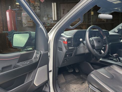 Used 2024 Ford F150 Raptor AWD/4WD image 17