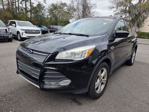 Used 2016 Ford Escape SE image 1