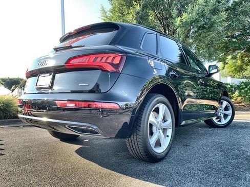 Used 2020 Audi Q5 2.0T Premium w/ Convenience Package AWD/4WD image 8