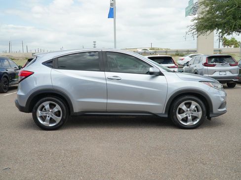Used 2019 Honda HR-V LX image 4