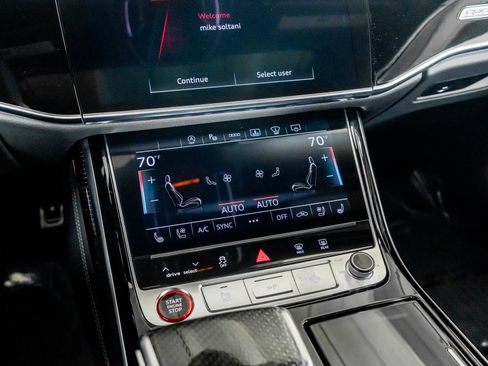 Used 2025 Audi S8 image 36
