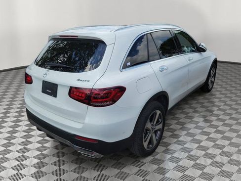Used 2022 Mercedes-Benz GLC 300 4MATIC image 4