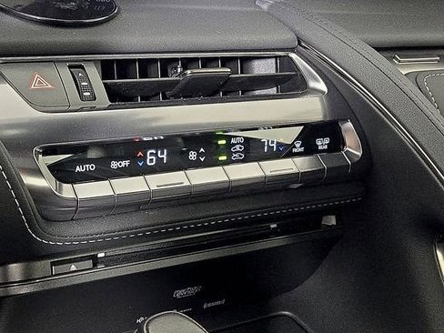 Used 2019 Lexus LC 500 Coupe w/ Touring Package image 17