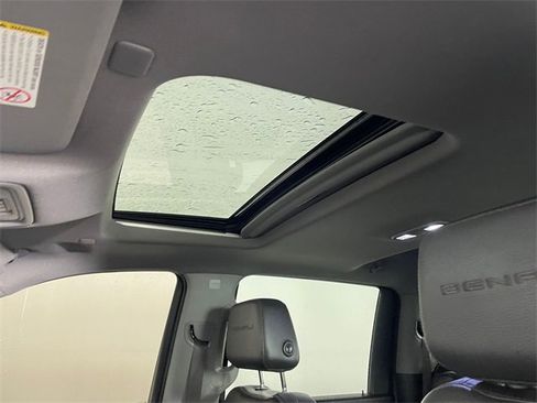 Used 2020 GMC Sierra 3500 Denali w/ Denali Ultimate Package image 15