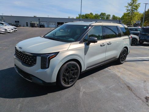 New 2026 Kia Carnival SX Prestige image 3