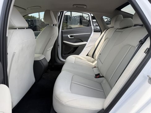 Used 2025 Hyundai Sonata SEL FWD image 26