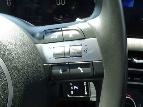 Used 2025 Hyundai Sonata SEL FWD image 21