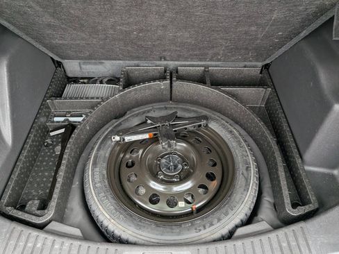 Used 2015 Ford Escape Titanium AWD/4WD image 14