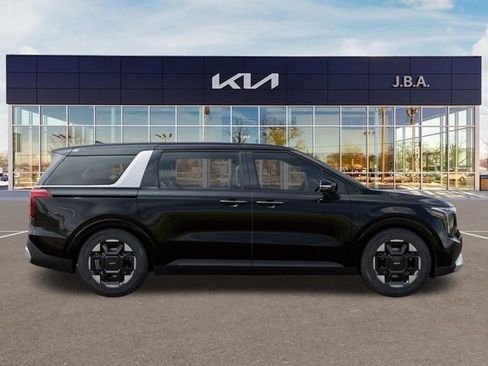 New 2026 Kia Carnival EX FWD image 7