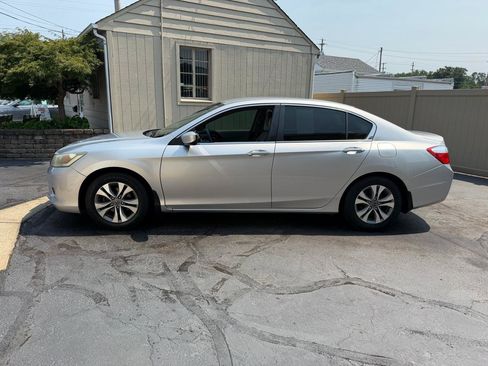 Used 2015 Honda Accord LX image 10
