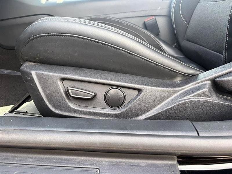 Used 2024 Ford Mustang Coupe RWD image 16