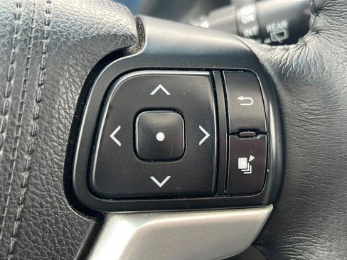Used 2017 Toyota Sienna XLE Premium w/ Protection Package AWD/4WD image 18
