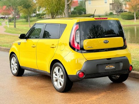 Used 2014 Kia Soul + w/ UVO w/Eservices Package image 6