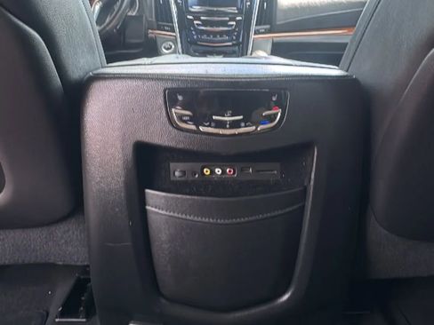 Used 2016 Cadillac Escalade Premium AWD/4WD image 17
