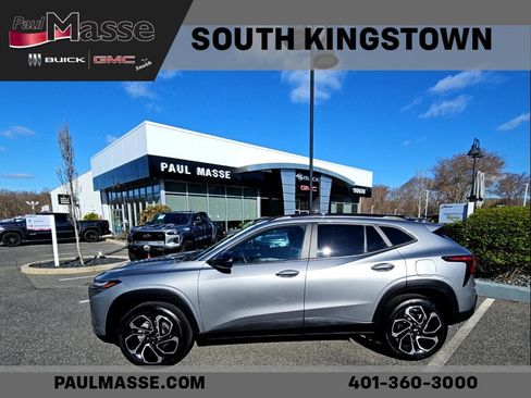 Used 2024 Chevrolet Trax RS FWD image 3