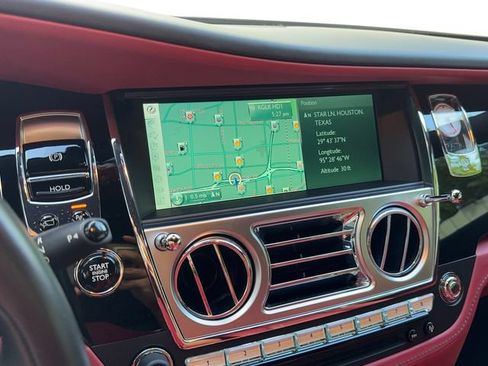 Used 2016 Rolls-Royce Wraith RWD image 13