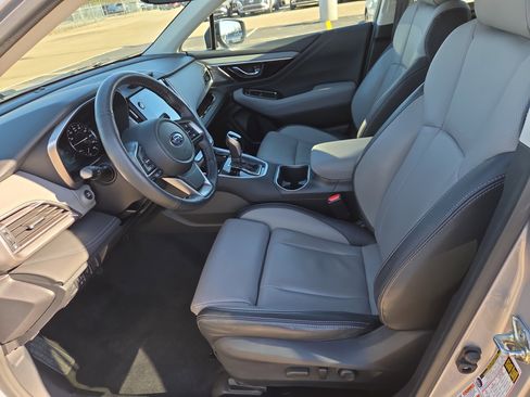 Used 2020 Subaru Outback Limited image 5