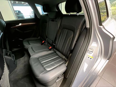 Certified 2023 Audi Q5 2.0T Premium w/ Convenience Package image 20