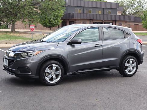 Used 2019 Honda HR-V LX image 10
