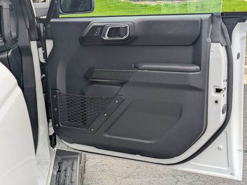 Used 2025 Ford Bronco Outer Banks AWD/4WD image 7