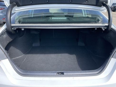 Used 2023 Toyota Camry SE image 28