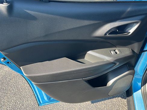 New 2026 Chevrolet Trax RS FWD image 21