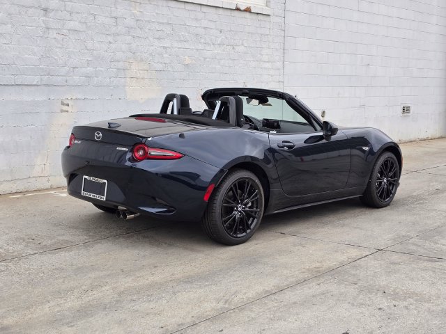 New 2026 MAZDA MX-5 Miata Club w/ Interior Package RWD image 4
