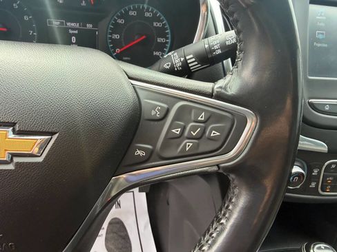 Used 2018 Chevrolet Equinox LT AWD/4WD image 24