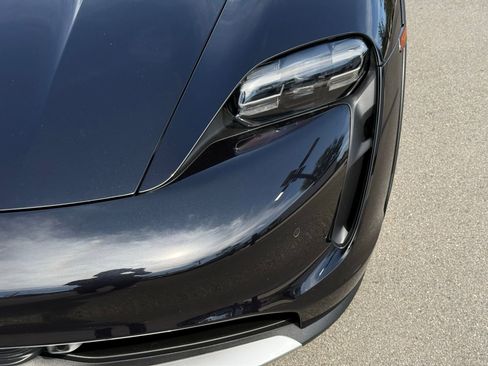 Certified 2023 Porsche Taycan 4 Cross Turismo image 11