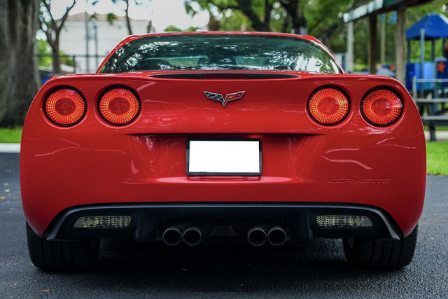 Used 2006 Chevrolet Corvette Coupe w/ Preferred Equipment Group RWD image 17