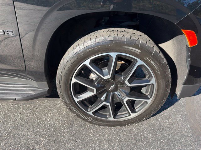 Used 2021 Chevrolet Tahoe RST w/ Rear Media and Nav Package AWD/4WD image 2