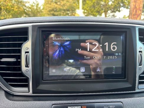 Used 2017 Kia Sportage SX image 22