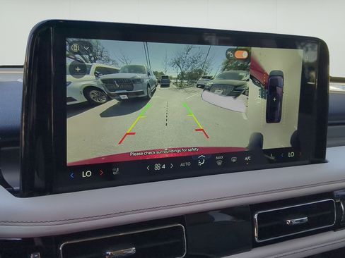 New 2026 Lincoln Aviator 2WD image 16