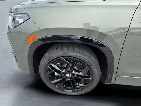 New 2026 Volkswagen Tiguan SE R-Line AWD/4WD image 33