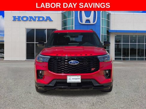 Used 2025 Ford Explorer ST w/ Sun And Sound Package AWD/4WD image 8