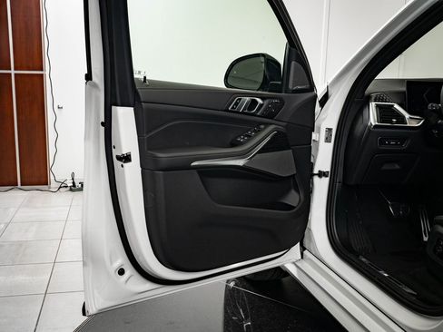 New 2026 BMW X7 xDrive40i w/ M Sport Package image 30