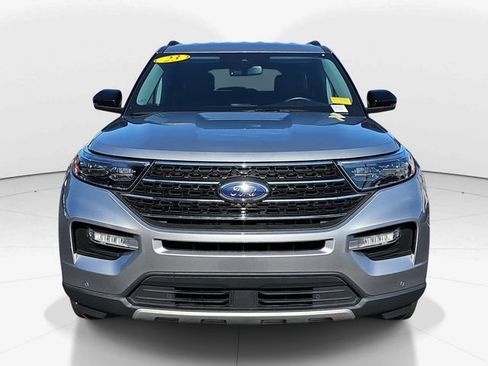 Certified 2023 Ford Explorer XLT w/ Equipment Group 202A AWD/4WD image 8