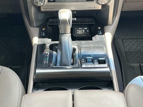 Used 2020 Lexus GX 460 Premium AWD/4WD image 17