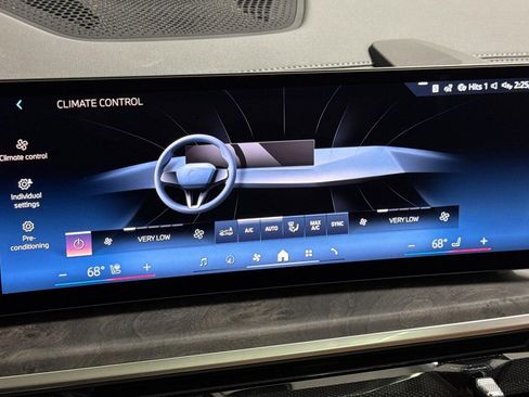 Used 2026 BMW X7 xDrive40i image 26