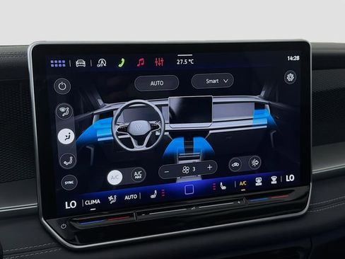 New 2026 Volkswagen Tiguan SE image 17