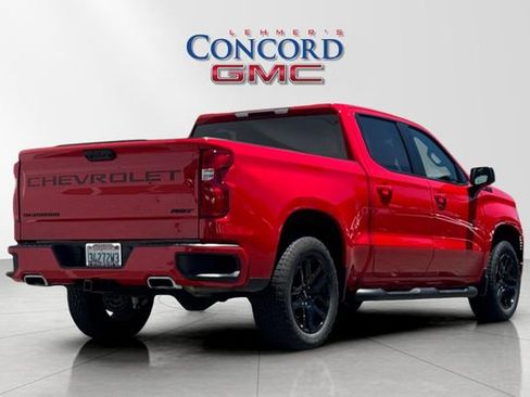 Used 2023 Chevrolet Silverado 1500 RST w/ Z71 Off-Road Package AWD/4WD image 4