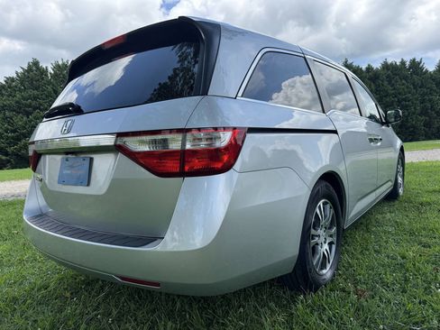 Used 2013 Honda Odyssey EX-L image 8