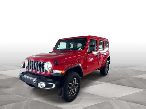 Used 2025 Jeep Wrangler Unlimited Sahara AWD/4WD image 4