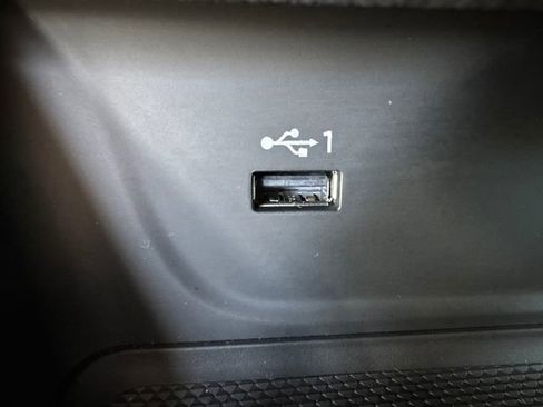 Used 2025 Audi A5 2.0T Premium Plus image 38