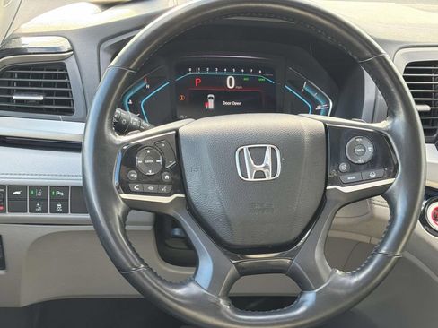 Used 2018 Honda Odyssey Elite image 13