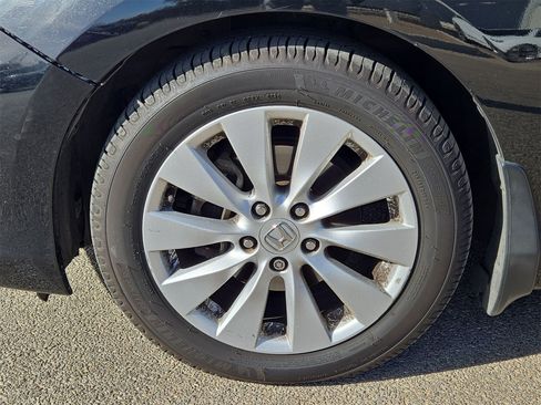 Used 2014 Honda Accord Touring image 11