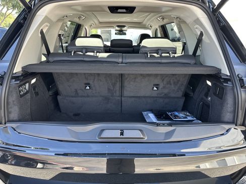 Certified 2026 BMW X7 xDrive40i AWD/4WD image 32